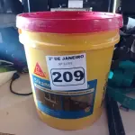 LOTE 209 - 01 ADITIVO PLASTIFICANTE PARA ARGAMASSA DE ACENTAMENTO E REBOCO MARCA SIKANOL ALVENARIA 18LT. (NO ESTADO) ATENÇÃO! FAZER A VISITAÇÃO ANTES DE ARREMATAR, NÃO SABEMOS SE FUNCIONA. LEILÃO NÃO TEM GARANTIA E NEM DEVOLUÇÃO, SUJEITO A POSSÍVEIS AVARIAS VISÍVEIS/OCULTAS E/OU AUSÊNCIA DE COMPONENTES.