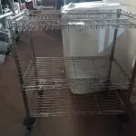 LOTE 178 - 01 CARRINHO PARA TRANSPORTE DE UTENSILIOS COM TRES DIVISOES. (NO ESTADO) ATENÇÃO! FAZER A VISITAÇÃO ANTES DE ARREMATAR, NÃO SABEMOS SE FUNCIONA. LEILÃO NÃO TEM GARANTIA E NEM DEVOLUÇÃO, SUJEITO A POSSÍVEIS AVARIAS VISÍVEIS/OCULTAS E/OU AUSÊNCIA DE COMPONENTES.