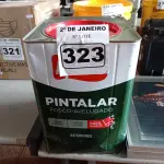 LOTE 323 - 01 LATA DE TINTA IQUINE PINTALAR FOSCO AVELUDADO 18L COR VERDE PISCINA. (NO ESTADO) ATENÇÃO! FAZER A VISITAÇÃO ANTES DE ARREMATAR, NÃO SABEMOS SE FUNCIONA. LEILÃO NÃO TEM GARANTIA E NEM DEVOLUÇÃO, SUJEITO A POSSÍVEIS AVARIAS VISÍVEIS/OCULTAS E/OU AUSÊNCIA DE COMPONENTES.