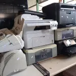 LOTE 264 - 09 IMPRESSORAS MARCAS E MODELOS DIVERSOS, SENDO 02 MULTIFUNCIONAL, 01 APARELHO DE FAX E 01 SUCATA DE NOTEBOOK.(NO ESTADO) ATENÇÃO! FAZER A VISITAÇÃO ANTES DE ARREMATAR, NÃO SABEMOS SE FUNCIONA. LEILÃO NÃO TEM GARANTIA E NEM DEVOLUÇÃO, SUJEITO A POSSÍVEIS AVARIAS VISÍVEIS/OCULTAS E/OU AUSÊNCIA DE COMPONENTES.