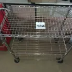 LOTE 182 - 01 CARRINHO PARA TRANSPORTE DE UTENSILIOS COM TRES DIVISOES. (NO ESTADO) ATENÇÃO! FAZER A VISITAÇÃO ANTES DE ARREMATAR, NÃO SABEMOS SE FUNCIONA. LEILÃO NÃO TEM GARANTIA E NEM DEVOLUÇÃO, SUJEITO A POSSÍVEIS AVARIAS VISÍVEIS/OCULTAS E/OU AUSÊNCIA DE COMPONENTES.