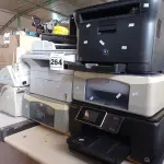 LOTE 264 - 09 IMPRESSORAS MARCAS E MODELOS DIVERSOS, SENDO 02 MULTIFUNCIONAL, 01 APARELHO DE FAX E 01 SUCATA DE NOTEBOOK.(NO ESTADO) ATENÇÃO! FAZER A VISITAÇÃO ANTES DE ARREMATAR, NÃO SABEMOS SE FUNCIONA. LEILÃO NÃO TEM GARANTIA E NEM DEVOLUÇÃO, SUJEITO A POSSÍVEIS AVARIAS VISÍVEIS/OCULTAS E/OU AUSÊNCIA DE COMPONENTES.