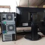 LOTE 486 - 01 CPU, 01 TECLADO E 01 MONITOR. (NO ESTADO) ATENÇÃO! FAZER A VISITAÇÃO ANTES DE ARREMATAR, NÃO SABEMOS SE FUNCIONA. LEILÃO NÃO TEM GARANTIA E NEM DEVOLUÇÃO, SUJEITO A POSSÍVEIS AVARIAS VISÍVEIS/OCULTAS E/OU AUSÊNCIA DE COMPONENTES.