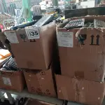 LOTE 435 - 05 CAIXAS DE TECLADOS PARA PC. (NO ESTADO) ATENÇÃO! FAZER A VISITAÇÃO ANTES DE ARREMATAR, NÃO SABEMOS SE FUNCIONA. LEILÃO NÃO TEM GARANTIA E NEM DEVOLUÇÃO, SUJEITO A POSSÍVEIS AVARIAS VISÍVEIS/OCULTAS E/OU AUSÊNCIA DE COMPONENTES.