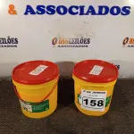 LOTE 158 - 02 BALDES DE SIKACRYL 203 SELANTE ACRÍLICO FLEXÍVEL 5KG. (NO ESTADO) ATENÇÃO! FAZER A VISITAÇÃO ANTES DE ARREMATAR, NÃO SABEMOS SE FUNCIONA. LEILÃO NÃO TEM GARANTIA E NEM DEVOLUÇÃO, SUJEITO A POSSÍVEIS AVARIAS VISÍVEIS/OCULTAS E/OU AUSÊNCIA DE COMPONENTES.