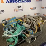LOTE 255 - 05 CINTOS DE SEGURANÇA. (NO ESTADO) ATENÇÃO! FAZER A VISITAÇÃO ANTES DE ARREMATAR, NÃO SABEMOS SE FUNCIONA. LEILÃO NÃO TEM GARANTIA E NEM DEVOLUÇÃO, SUJEITO A POSSÍVEIS AVARIAS VISÍVEIS/OCULTAS E/OU AUSÊNCIA DE COMPONENTES.