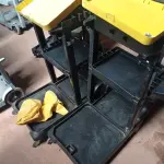 LOTE 437 - 02 CARRINHOS PARA LIMPEZA INDUSTRIAL INCOMPLETO. (NO ESTADO) ATENÇÃO! FAZER A VISITAÇÃO ANTES DE ARREMATAR, NÃO SABEMOS SE FUNCIONA. LEILÃO NÃO TEM GARANTIA E NEM DEVOLUÇÃO, SUJEITO A POSSÍVEIS AVARIAS VISÍVEIS/OCULTAS E/OU AUSÊNCIA DE COMPONENTES.