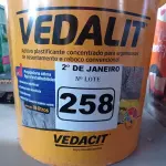 LOTE 258 - 01 BALDE DE VEDACIT, ADITIVO IMPERMEABILIZANTE PARA CONCRETOS E ARGAMASSAS 18L. (NO ESTADO) ATENÇÃO! FAZER A VISITAÇÃO ANTES DE ARREMATAR, NÃO SABEMOS SE FUNCIONA. LEILÃO NÃO TEM GARANTIA E NEM DEVOLUÇÃO, SUJEITO A POSSÍVEIS AVARIAS VISÍVEIS/OCULTAS E/OU AUSÊNCIA DE COMPONENTES.