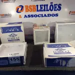 LOTE 155 - 05 LUMINÁRIAS DE EMBUTIR. (NO ESTADO) ATENÇÃO! FAZER A VISITAÇÃO ANTES DE ARREMATAR, NÃO SABEMOS SE FUNCIONA. LEILÃO NÃO TEM GARANTIA E NEM DEVOLUÇÃO, SUJEITO A POSSÍVEIS AVARIAS VISÍVEIS/OCULTAS E/OU AUSÊNCIA DE COMPONENTES.