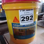 LOTE 292 - 01 ADITIVO PLASTIFICANTE PARA ARGAMASSA DE ACENTAMENTO E REBOCO MARCA SIKANOL ALVENARIA 18LT. (NO ESTADO) ATENÇÃO! FAZER A VISITAÇÃO ANTES DE ARREMATAR, NÃO SABEMOS SE FUNCIONA. LEILÃO NÃO TEM GARANTIA E NEM DEVOLUÇÃO, SUJEITO A POSSÍVEIS AVARIAS VISÍVEIS/OCULTAS E/OU AUSÊNCIA DE COMPONENTES.