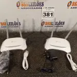 LOTE 381 - 02 ROTEADORES TP-LINK COM CABO E FONTE. (NO ESTADO) ATENÇÃO! FAZER A VISITAÇÃO ANTES DE ARREMATAR, NÃO SABEMOS SE FUNCIONA. LEILÃO NÃO TEM GARANTIA E NEM DEVOLUÇÃO, SUJEITO A POSSÍVEIS AVARIAS VISÍVEIS/OCULTAS E/OU AUSÊNCIA DE COMPONENTES.