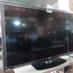 LOTE 245 - 01 TV 50’’ MARCA PHILIPS PARA RETIRADA DE PEÇAS. (NO ESTADO) ATENÇÃO! FAZER A VISITAÇÃO ANTES DE ARREMATAR, NÃO SABEMOS SE FUNCIONA. LEILÃO NÃO TEM GARANTIA E NEM DEVOLUÇÃO, SUJEITO A POSSÍVEIS AVARIAS VISÍVEIS/OCULTAS E/OU AUSÊNCIA DE COMPONENTES.