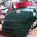 LOTE 348 - 01 LAVADORA DE PISOS INDUSTRIAL COM BATERIAS E CARREGADOR. (NO ESTADO) ATENÇÃO! FAZER A VISITAÇÃO ANTES DE ARREMATAR, NÃO SABEMOS SE FUNCIONA. LEILÃO NÃO TEM GARANTIA E NEM DEVOLUÇÃO, SUJEITO A POSSÍVEIS AVARIAS VISÍVEIS/OCULTAS E/OU AUSÊNCIA DE COMPONENTES.