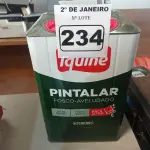 LOTE 234 - 01 LATA DE TINTA IQUINE PINTALAR FOSCO AVELUDADO 18L VERDE PISCINA. (NO ESTADO) ATENÇÃO! FAZER A VISITAÇÃO ANTES DE ARREMATAR, NÃO SABEMOS SE FUNCIONA. LEILÃO NÃO TEM GARANTIA E NEM DEVOLUÇÃO, SUJEITO A POSSÍVEIS AVARIAS VISÍVEIS/OCULTAS E/OU AUSÊNCIA DE COMPONENTES.