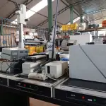LOTE 295 - 01 LOTE DE SUCATAS DE ELETRÔNICOS E 01 TRIPÉ. (NO ESTADO) ATENÇÃO! FAZER A VISITAÇÃO ANTES DE ARREMATAR, NÃO SABEMOS SE FUNCIONA. LEILÃO NÃO TEM GARANTIA E NEM DEVOLUÇÃO, SUJEITO A POSSÍVEIS AVARIAS VISÍVEIS/OCULTAS E/OU AUSÊNCIA DE COMPONENTES.