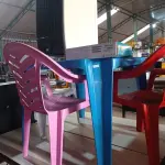 LOTE 449 - 01 MESINHA INFANTIL COM 03 CADEIRAS, 01 ROTEADOR E 01 CLIMATIZADOR. (NO ESTADO) ATENÇÃO! FAZER A VISITAÇÃO ANTES DE ARREMATAR, NÃO SABEMOS SE FUNCIONA. LEILÃO NÃO TEM GARANTIA E NEM DEVOLUÇÃO, SUJEITO A POSSÍVEIS AVARIAS VISÍVEIS/OCULTAS E/OU AUSÊNCIA DE COMPONENTES.