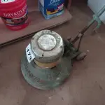 LOTE 173 - 01 ENCERADEIRA INDUSTRIAL INCOMPLETA MARACA BANDEIRANTE. (NO ESTADO) ATENÇÃO! FAZER A VISITAÇÃO ANTES DE ARREMATAR, NÃO SABEMOS SE FUNCIONA. LEILÃO NÃO TEM GARANTIA E NEM DEVOLUÇÃO, SUJEITO A POSSÍVEIS AVARIAS VISÍVEIS/OCULTAS E/OU AUSÊNCIA DE COMPONENTES.