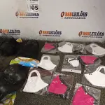 LOTE 405 - 01 LOTE COM 06 JOELHEIRAS COM COTOVELEIRAS E 11 MASCARAS INFANTIL. (NO ESTADO) ATENÇÃO! FAZER A VISITAÇÃO ANTES DE ARREMATAR, NÃO SABEMOS SE FUNCIONA. LEILÃO NÃO TEM GARANTIA E NEM DEVOLUÇÃO, SUJEITO A POSSÍVEIS AVARIAS VISÍVEIS/OCULTAS E/OU AUSÊNCIA DE COMPONENTES.