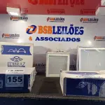 LOTE 155 - 05 LUMINÁRIAS DE EMBUTIR. (NO ESTADO) ATENÇÃO! FAZER A VISITAÇÃO ANTES DE ARREMATAR, NÃO SABEMOS SE FUNCIONA. LEILÃO NÃO TEM GARANTIA E NEM DEVOLUÇÃO, SUJEITO A POSSÍVEIS AVARIAS VISÍVEIS/OCULTAS E/OU AUSÊNCIA DE COMPONENTES.