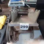 LOTE 299 - 01 CILINDRO PARA MASSAS. (NO ESTADO) ATENÇÃO! FAZER A VISITAÇÃO ANTES DE ARREMATAR, NÃO SABEMOS SE FUNCIONA. LEILÃO NÃO TEM GARANTIA E NEM DEVOLUÇÃO, SUJEITO A POSSÍVEIS AVARIAS VISÍVEIS/OCULTAS E/OU AUSÊNCIA DE COMPONENTES.