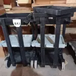 LOTE 513 - 02 CARRINHOS PARA LIMPEZA INDUSTRIAL INCOMPLETO. (NO ESTADO) ATENÇÃO! FAZER A VISITAÇÃO ANTES DE ARREMATAR, NÃO SABEMOS SE FUNCIONA. LEILÃO NÃO TEM GARANTIA E NEM DEVOLUÇÃO, SUJEITO A POSSÍVEIS AVARIAS VISÍVEIS/OCULTAS E/OU AUSÊNCIA DE COMPONENTES.