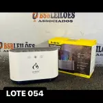 LOTE 054 - 01 UMIDIFICADOR E AROMATIZADOR COM PROJETOR DE LUZES ( NOVO ) ( NO ESTADO )