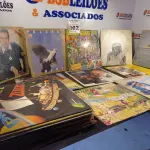 LOTE 502 - 01 LOTE COM DIVERSOS DISCOS DE VINIL. (NO ESTADO) ATENÇÃO! FAZER A VISITAÇÃO ANTES DE ARREMATAR, NÃO SABEMOS SE FUNCIONA. LEILÃO NÃO TEM GARANTIA E NEM DEVOLUÇÃO, SUJEITO A POSSÍVEIS AVARIAS VISÍVEIS/OCULTAS E/OU AUSÊNCIA DE COMPONENTES.