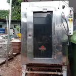 LOTE 558 - 01 FORNO A GÁS INDUSTRIAL COM AVARIAS. (NO ESTADO) ATENÇÃO! FAZER A VISITAÇÃO ANTES DE ARREMATAR, NÃO SABEMOS SE FUNCIONA. LEILÃO NÃO TEM GARANTIA E NEM DEVOLUÇÃO, SUJEITO A POSSÍVEIS AVARIAS VISÍVEIS/OCULTAS E/OU AUSÊNCIA DE COMPONENTES.