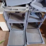 LOTE 494 - 02 CARRINHOS PARA LIMPEZA INDUSTRIAL INCOMPLETO. (NO ESTADO) ATENÇÃO! FAZER A VISITAÇÃO ANTES DE ARREMATAR, NÃO SABEMOS SE FUNCIONA. LEILÃO NÃO TEM GARANTIA E NEM DEVOLUÇÃO, SUJEITO A POSSÍVEIS AVARIAS VISÍVEIS/OCULTAS E/OU AUSÊNCIA DE COMPONENTES.