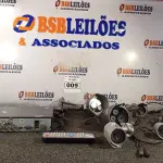 LOTE 009 - 01 DVR E VÁRIAS CÂMERAS DE SEGURANÇA. (NO ESTADO) ATENÇÃO! FAZER A VISITAÇÃO ANTES DE ARREMATAR, NÃO SABEMOS SE FUNCIONA. LEILÃO NÃO TEM GARANTIA E NEM DEVOLUÇÃO, SUJEITO A POSSÍVEIS AVARIAS VISÍVEIS/OCULTAS E/OU AUSÊNCIA DE COMPONENTES.