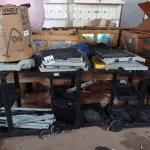 LOTE 515 - 03 CARRINHOS PARA LIMPEZA INDUSTRIAL INCOMPLETOS E VÁRIAS PEÇAS AVULSAS. (NO ESTADO) ATENÇÃO! FAZER A VISITAÇÃO ANTES DE ARREMATAR, NÃO SABEMOS SE FUNCIONA. LEILÃO NÃO TEM GARANTIA E NEM DEVOLUÇÃO, SUJEITO A POSSÍVEIS AVARIAS VISÍVEIS/OCULTAS E/OU AUSÊNCIA DE COMPONENTES.