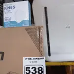 LOTE 538 - 01 CAIXA COM APROXIMADAMENTE 1.000 MASCARAS DESCARTÁVEIS KN95 . (NO ESTADO) ATENÇÃO! FAZER A VISITAÇÃO ANTES DE ARREMATAR, NÃO SABEMOS SE FUNCIONA. LEILÃO NÃO TEM GARANTIA E NEM DEVOLUÇÃO, SUJEITO A POSSÍVEIS AVARIAS VISÍVEIS/OCULTAS E/OU AUSÊNCIA DE COMPONENTES.
