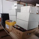 LOTE 541 - 06 CAIXAS DE PASSAGEM DE FIO E 02 CAIXAS COM GRANDE QUANTIDADE DE REATORES.. (NO ESTADO) ATENÇÃO! FAZER A VISITAÇÃO ANTES DE ARREMATAR, NÃO SABEMOS SE FUNCIONA. LEILÃO NÃO TEM GARANTIA E NEM DEVOLUÇÃO, SUJEITO A POSSÍVEIS AVARIAS VISÍVEIS/OCULTAS E/OU AUSÊNCIA DE COMPONENTES.