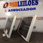 LOTE 389 - 02 PAINÉIS SOLARES 18V 10W.  (NO ESTADO) ATENÇÃO! FAZER A VISITAÇÃO ANTES DE ARREMATAR, NÃO SABEMOS SE FUNCIONA. LEILÃO NÃO TEM GARANTIA E NEM DEVOLUÇÃO, SUJEITO A POSSÍVEIS AVARIAS VISÍVEIS/OCULTAS E/OU AUSÊNCIA DE COMPONENTES.