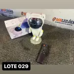 LOTE 029 - 01 PROJETOR ESTELAR ASTRONAUTA( NOVO ) ( NO ESTADO )