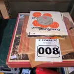 LOTE 008 - 01 LOTE COM DISCOS DE VINIL (NO ESTADO, NÃO SABEMOS SE FUNCIONA. LEILÃO NÃO TEM GARANTIA E NEM DEVOLUÇÃO).