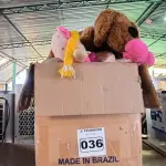 LOTE 036 - 01 LOTE COM BRINQUEDOS DIVERSOS (NO ESTADO, NÃO SABEMOS SE FUNCIONA. LEILÃO NÃO TEM GARANTIA E NEM DEVOLUÇÃO).