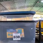 LOTE 030 - 01 LOTE COM CAIXAS ORGANIZADORAS EM PLÁSTICO (NO ESTADO, NÃO SABEMOS SE FUNCIONA. LEILÃO NÃO TEM GARANTIA E NEM DEVOLUÇÃO).
