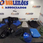 LOTE 052 - 01 COLETE PARA MERGULHO AQUA LUNG COUSTEAU (NO ESTADO, NÃO SABEMOS SE FUNCIONA. LEILÃO NÃO TEM GARANTIA E NEM DEVOLUÇÃO).
