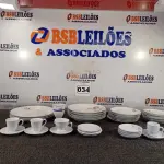 LOTE 034 - 01 LOTE COM PRATOS EM PORCELANA MEDAILLON RENNER E XICARAS EM PORCELANA SCHMIDT (NO ESTADO, NÃO SABEMOS SE FUNCIONA. LEILÃO NÃO TEM GARANTIA E NEM DEVOLUÇÃO).