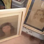 LOTE 064 - 02 QUADROS COM PINTURA A MÃO (NO ESTADO, NÃO SABEMOS SE FUNCIONA. LEILÃO NÃO TEM GARANTIA E NEM DEVOLUÇÃO).
