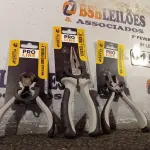LOTE 015 - 01 ALICATE DE BICO 6”, 01 MINI ALICATE UNIVERSAL 4” E 01 MINI ALICATE DE CORTE FRONTAL 4”. (NO ESTADO) ATENÇÃO! FAZER A VISITAÇÃO ANTES DE ARREMATAR, NÃO SABEMOS SE FUNCIONA. LEILÃO NÃO TEM GARANTIA E NEM DEVOLUÇÃO, SUJEITO A POSSÍVEIS AVARIAS VISÍVEIS/OCULTAS E/OU AUSÊNCIA DE COMPONENTES.