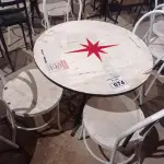 LOTE 074 - 01 CONJUNTO DE MESA COM 04 CADEIRAS STELA ARTOIS. (NO ESTADO, NÃO SABEMOS SE FUNCIONA. LEILÃO NÃO TEM GARANTIA E NEM DEVOLUÇÃO).