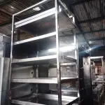 LOTE 118 - 01 ESTANTE EM AÇO INOX COM 10 BANDEJAS MEDINDO 64CMX45CMX190CM (CXLXA).  (NO ESTADO, NÃO SABEMOS SE FUNCIONA. LEILÃO NÃO TEM GARANTIA E NEM DEVOLUÇÃO).