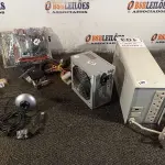 LOTE 103 - 01 NOBREAK, 01 FONTE E 01 PLACA MÃE MARCAS E MODELOS DIVERSOS. (NO ESTADO) ATENÇÃO! FAZER A VISITAÇÃO ANTES DE ARREMATAR, NÃO SABEMOS SE FUNCIONA. LEILÃO NÃO TEM GARANTIA E NEM DEVOLUÇÃO, SUJEITO A POSSÍVEIS AVARIAS VISÍVEIS/OCULTAS E/OU AUSÊNCIA DE COMPONENTES.