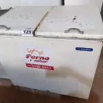 LOTE 125 - 01 FREEZER HORIZONTAL 02 TAMPAS 220V. (NO ESTADO) ATENÇÃO! FAZER A VISITAÇÃO ANTES DE ARREMATAR, NÃO SABEMOS SE FUNCIONA. LEILÃO NÃO TEM GARANTIA E NEM DEVOLUÇÃO, SUJEITO A POSSÍVEIS AVARIAS VISÍVEIS/OCULTAS E/OU AUSÊNCIA DE COMPONENTES.