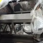 LOTE 165 - 01 COIFA EM AÇO INOX MEDINDO 101CMX101CM. (NO ESTADO, NÃO SABEMOS SE FUNCIONA. LEILÃO NÃO TEM GARANTIA E NEM DEVOLUÇÃO).