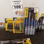 LOTE 109 - 01 KIT DE CHAVE FENDA/PHILIPS, 01 FORMÃO, 01 KIT DE CHAVE DE PRECISÃO, 01 KIT DE CHAVE TORX E 01 ALICATE BOMBA D’AGUA 8”. (NO ESTADO) ATENÇÃO! FAZER A VISITAÇÃO ANTES DE ARREMATAR, NÃO SABEMOS SE FUNCIONA. LEILÃO NÃO TEM GARANTIA E NEM DEVOLUÇÃO, SUJEITO A POSSÍVEIS AVARIAS VISÍVEIS/OCULTAS E/OU AUSÊNCIA DE COMPONENTES.