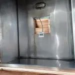 LOTE 162 - 01 COIFA EM AÇO INOX, MEDINDO 120CMX100CM. (NO ESTADO, NÃO SABEMOS SE FUNCIONA. LEILÃO NÃO TEM GARANTIA E NEM DEVOLUÇÃO).