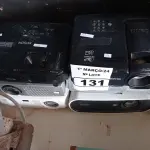 LOTE 131 - 06 PROJETORES MULTIMIDIA MARCAS E MODELOS DIVERSOS PARA RETIRADA DE PEÇAS. (NO ESTADO) ATENÇÃO! FAZER A VISITAÇÃO ANTES DE ARREMATAR, NÃO SABEMOS SE FUNCIONA. LEILÃO NÃO TEM GARANTIA E NEM DEVOLUÇÃO, SUJEITO A POSSÍVEIS AVARIAS VISÍVEIS/OCULTAS E/OU AUSÊNCIA DE COMPONENTES.